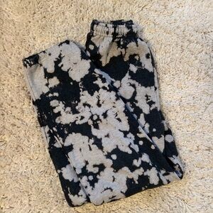 Urban Renewal Tie-Dye Sweatpants (S)